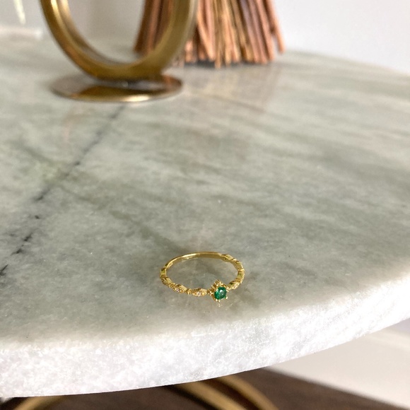 Sterling Silver Emerald and Simulated Diamond Gold Ring - Picture 4 of 5